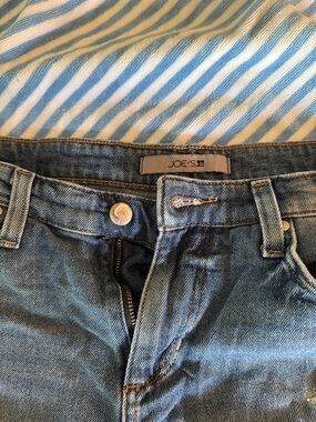 Joe's Jeans Light Wash Denim Jeans